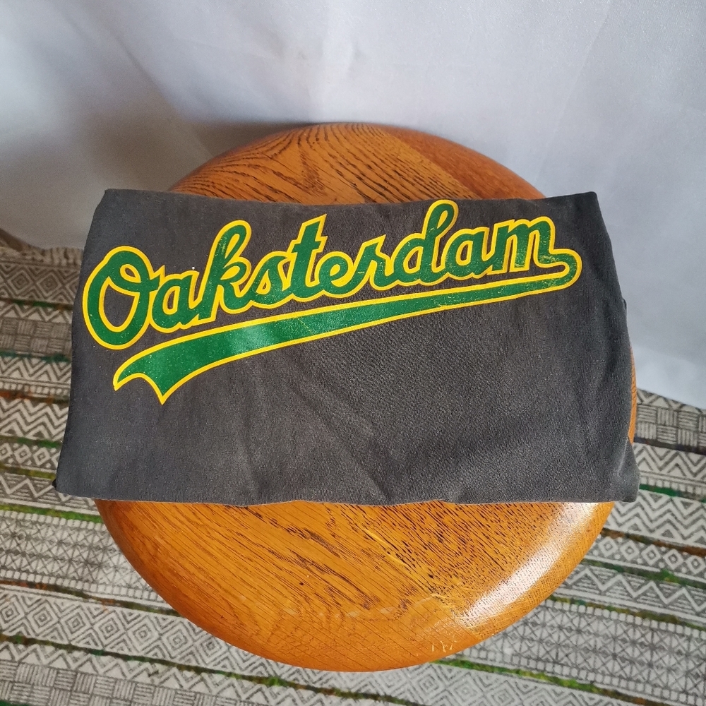 Port and Company Oaksterdam T-shirt